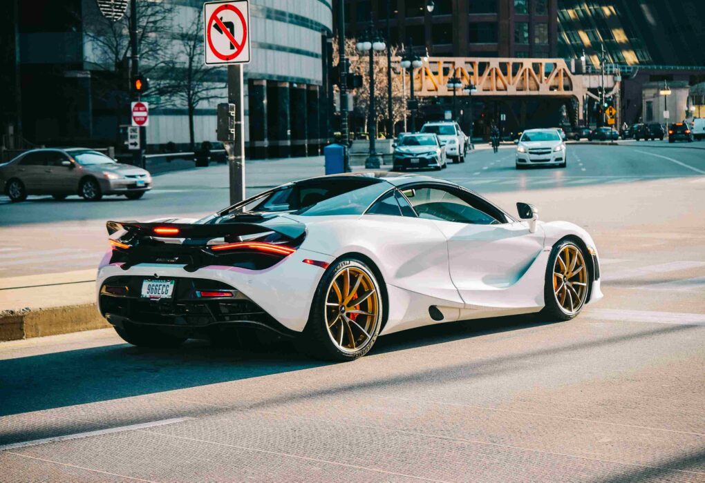 Monthly Car Hire Dubai: When Is It Better Than Daily or Weekly Rental?
